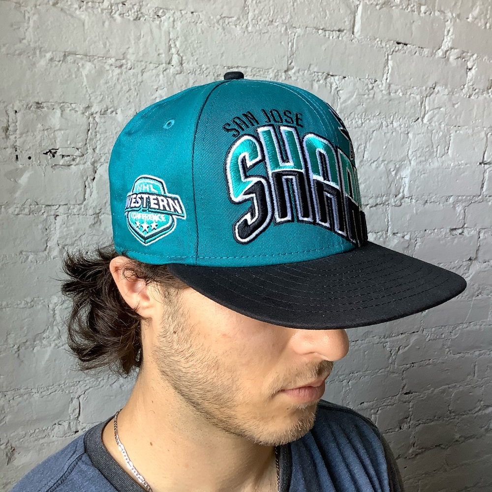 NWOT 🏒🥅San Jose SHARKS 🦈 SnapBack